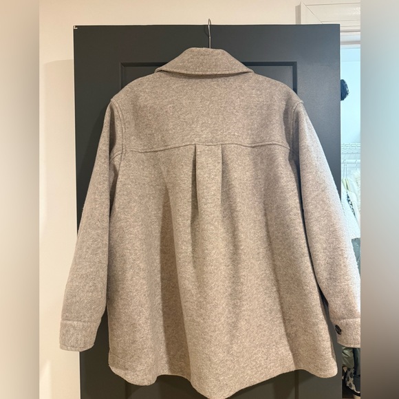 H&M Shacket - Picture 3 of 3